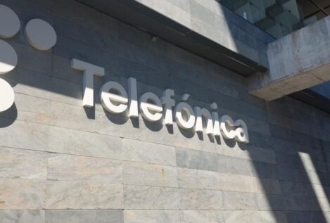 Telefónica ultima en Reino Unido la primera gran compra de su plan estratégico
