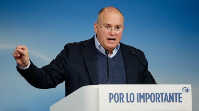 El PP carga contra Sánchez al que acusa de estar «en el lado equivocado» de la historia