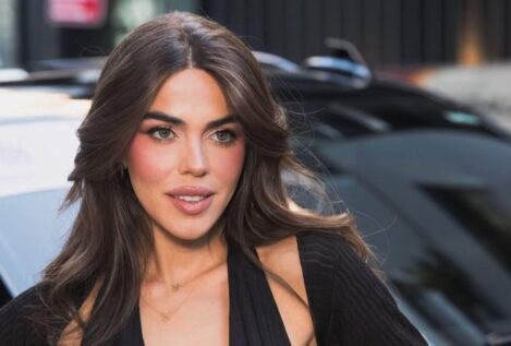 Alerta, tendencia: Violeta Mangriñán arrasa con un abrigo 'edredón' que puedes copiar en rebajas en esta marca madrileña