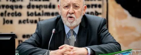 El Senado pide a antiblanqueo que investigue presuntas cuentas de Tezanos en Dominicana