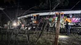 Un muerto y 15 heridos en el descarrilamiento de un tren de Rodalies en Gélida (Barcelona)