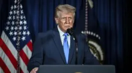 Trump asegura que tiene una «gran armada» cerca de Irán, «mayor que la de Venezuela»