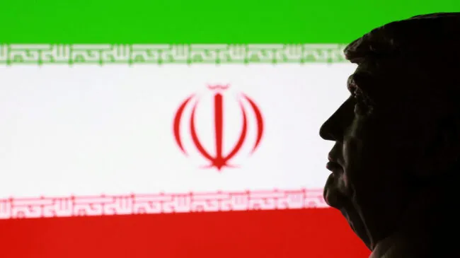 Trump confirma que los nuevos líderes de Irán han pedido dialogar con Washington