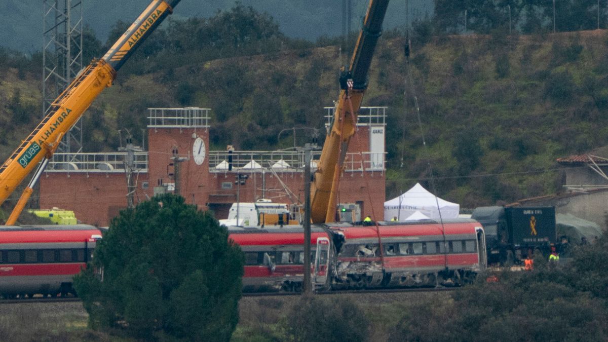 Identificadas 41 de las 43 víctimas mortales del accidente de trenes en Adamuz (Córdoba)