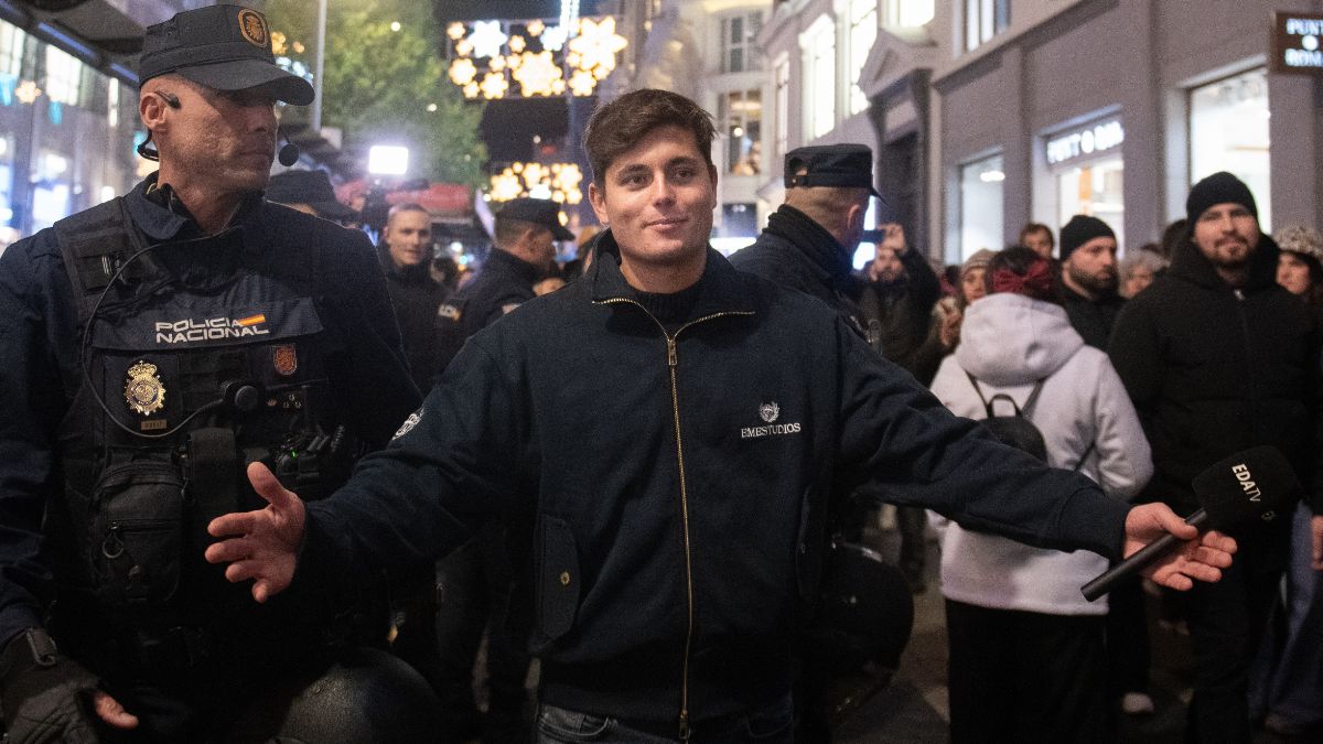 El Congreso estudia suspender a Vito Quiles y a Bertrand Ndongo por «infracciones graves»