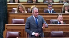 Vox vuelve a degradar a Ortega Smith y le envía al ‘gallinero’ del Congreso
