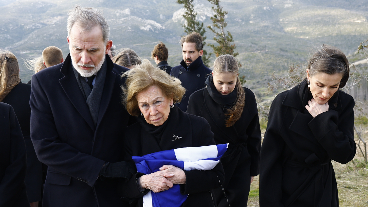 La vuelta a casa de la reina Sofía: el gran vacío que deja su hermana, tristeza y una agenda libre