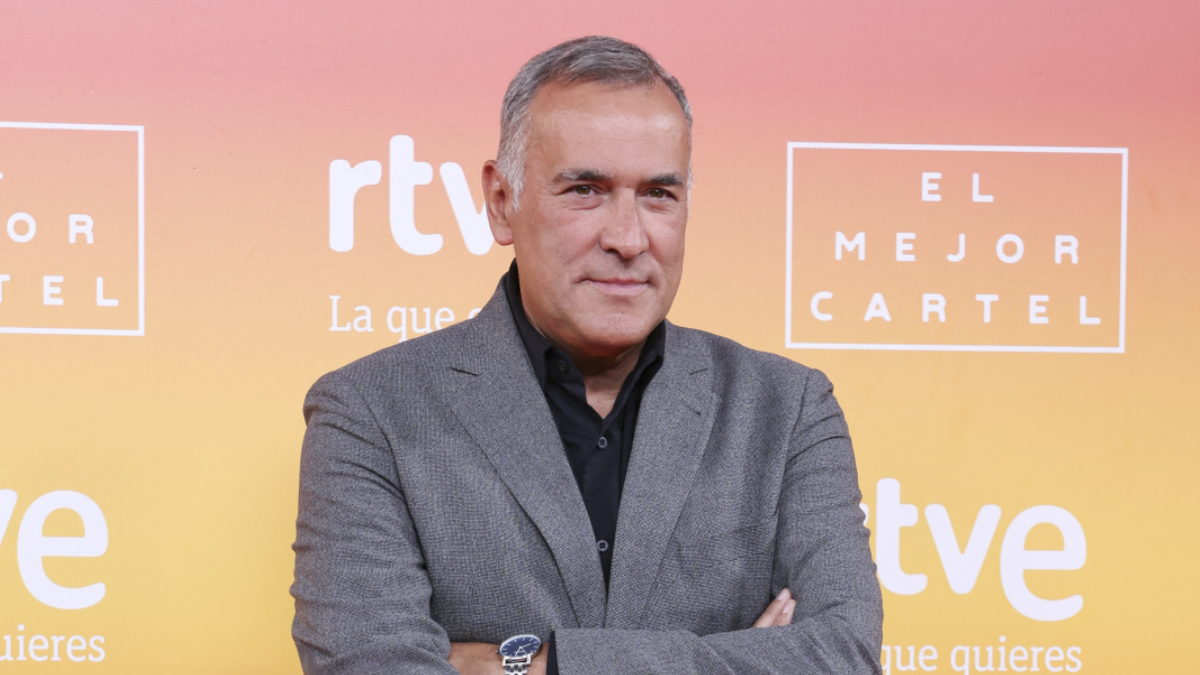 La vida de Xabier Fortes entre Pontevedra y Madrid: «Con el ‘plus’ de TVE pago mi alquiler»