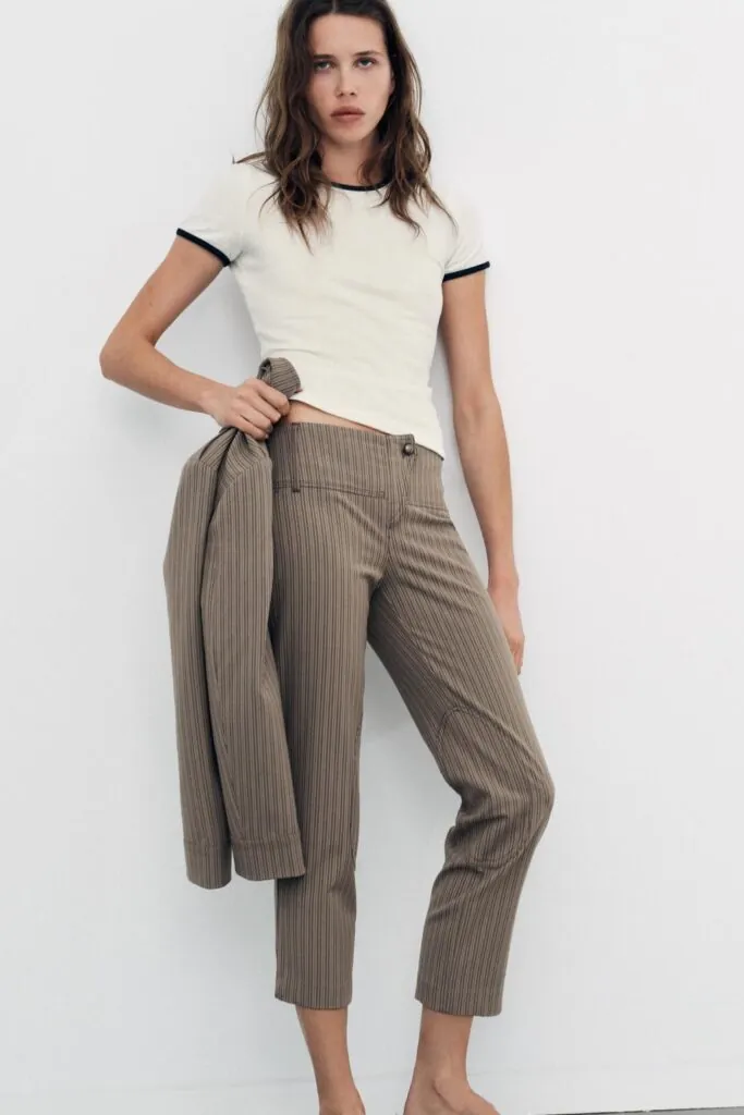 Pantalones de estilo capri de Zara. (PVP: 25.95€)