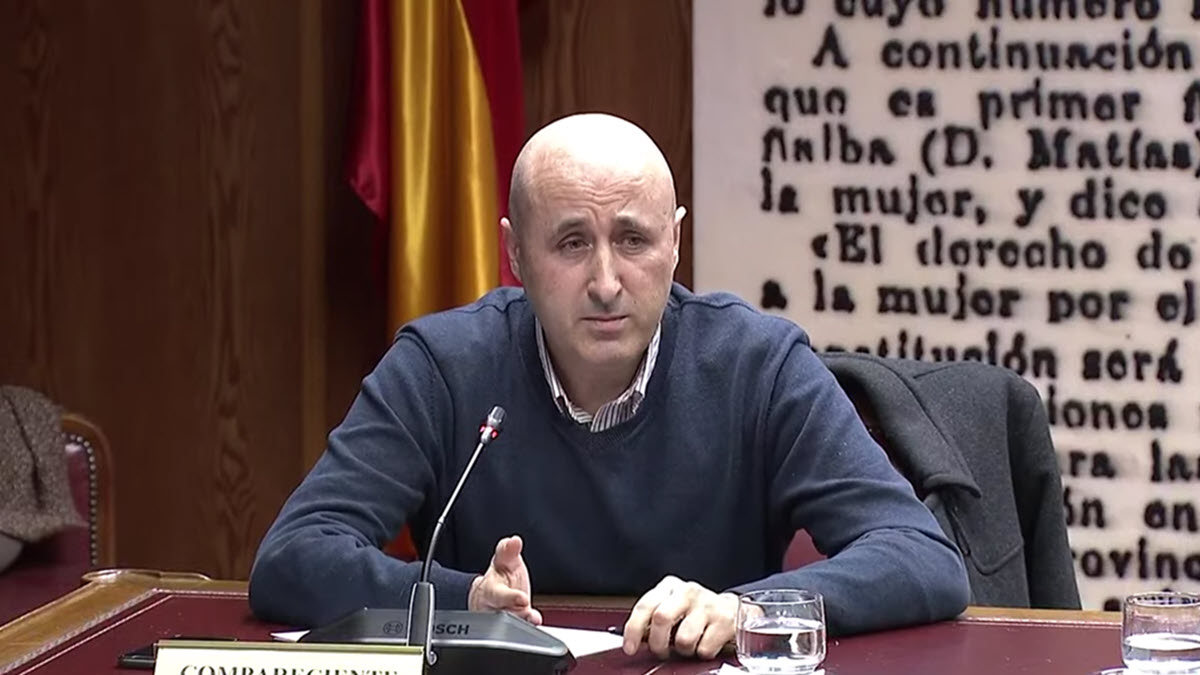 Miguel Polo, presidente de la CHJ: «No tenía que enviar a nadie a vigilar el barranco del Poyo»