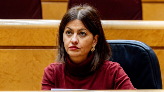 Cuando las redes sociales de tu vecino veas afeitar, pon tu libertad de información a remojar