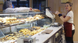 La remuneración real por trabajador es menor que antes de la pandemia pese al alza del SMI