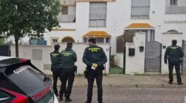 Una vivienda de Gerena (Sevilla) recibe más de una veintena de disparos de gran calibre