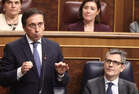 Albares, en las quinielas para vicepresidente mientras Montero seguirá como 'dos' del PSOE