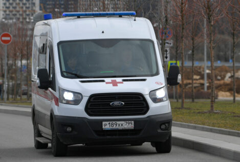 Mueren tres personas tras estrellarse una avioneta en un vuelo de entrenamiento en Rusia