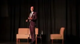 Arthur Brooks (61), experto en felicidad: «Si tienes estas tres respuestas a estas preguntas, tu vida tendrá sentido»