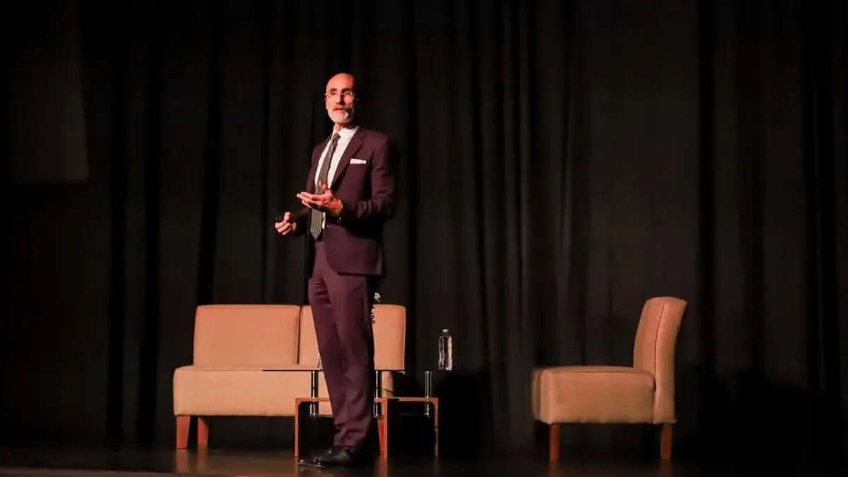 Arthur Brooks (61), experto en felicidad: «Si tienes estas tres respuestas a estas preguntas, tu vida tendrá sentido»