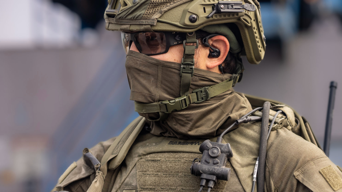 Una empresa israelí dota de ‘superoídos’ a los soldados para que detecten drones sin verlos