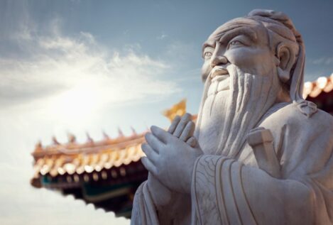Confucio, filósofo chino: «La verdadera felicidad no se puede comprar ni depender de factores externos; se cultiva desde adentro»