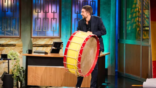 Encuesta | ¿Le parece bien la renovación del contrato de 'La revuelta' en TVE hasta 2028?