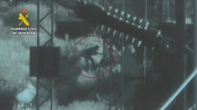 Detenido por 16 robos de cable de cobre en vías férreas de Zaragoza que afectaron a 76 trenes