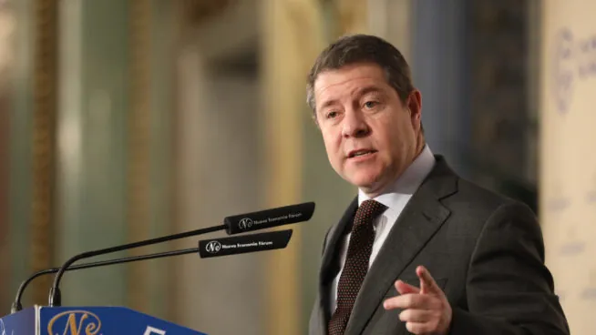 Page pide que las elecciones sean pensando en España, «por encima de intereses personales»