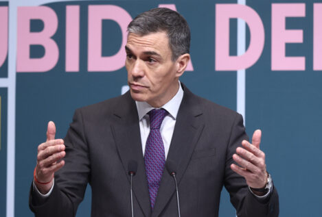 Sánchez reprocha a la CEOE que no firme el salario mínimo: «Un acto de justicia social»