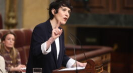 Elma Saiz hace méritos en el Congreso para sustituir a Montero al frente de Hacienda