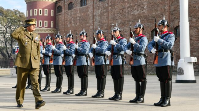 Polémica en el Ejército de Tierra por una orden firmada por su jefe que le favorece
