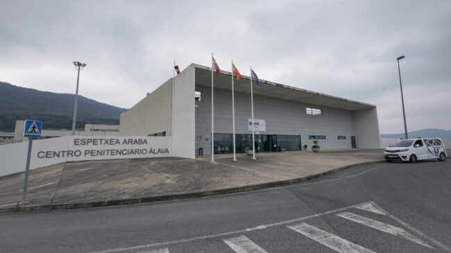 Denuncian la muerte de un preso por falta de atención médica en la prisión de Zaballa (Álava)