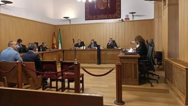 Absuelto el anticuario condenado por quedarse una talla religiosa de unas monjas de Granada