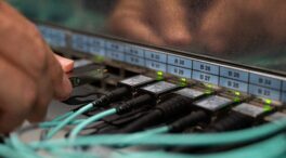 Las operadoras telefónicas suben tarifas hasta el 5% y crece el debate sobre unificar la fibra