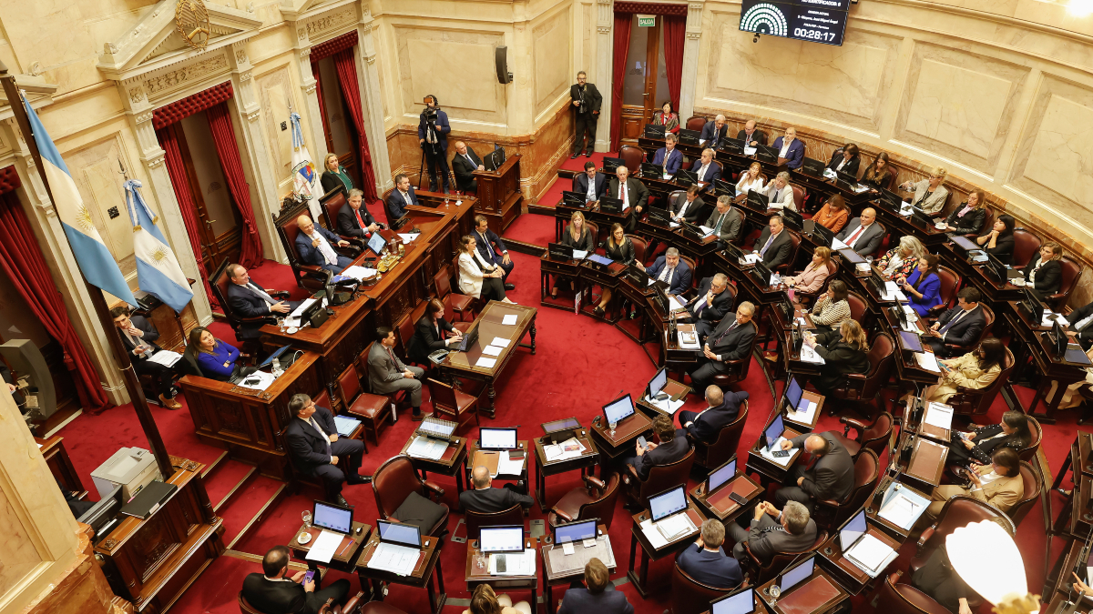 El Senado de Argentina aprueba la reforma laboral propuesta por Javier Milei