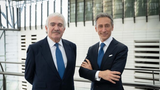 Endesa elevó un 16% sus ganancias en 2025, hasta 2.198 millones, y pulverizó objetivos