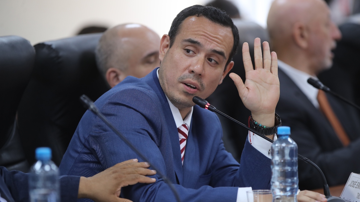 El Congreso peruano destituye a su presidente, José Jerí, tras recibir siete mociones de censura