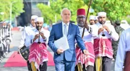 El embajador español en India monta actos con dinero de empresas sin el control de Exteriores