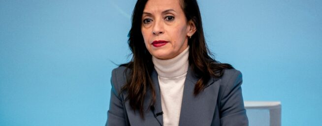 El sector eléctrico cree que los investigadores europeos filtraron su informe a Beatriz Corredor