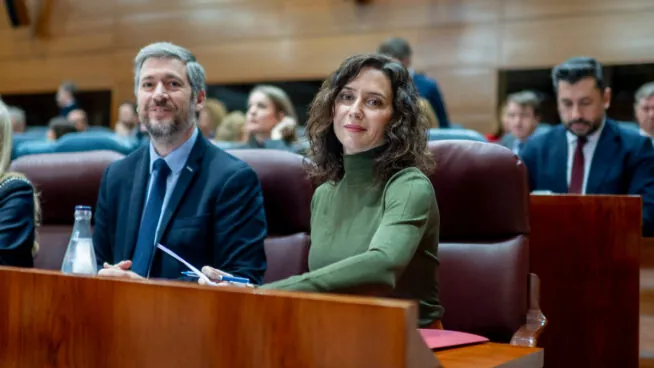 Ayuso critica que se use «un caso fabricado» en Móstoles: «Las víctimas son las de Salazar»