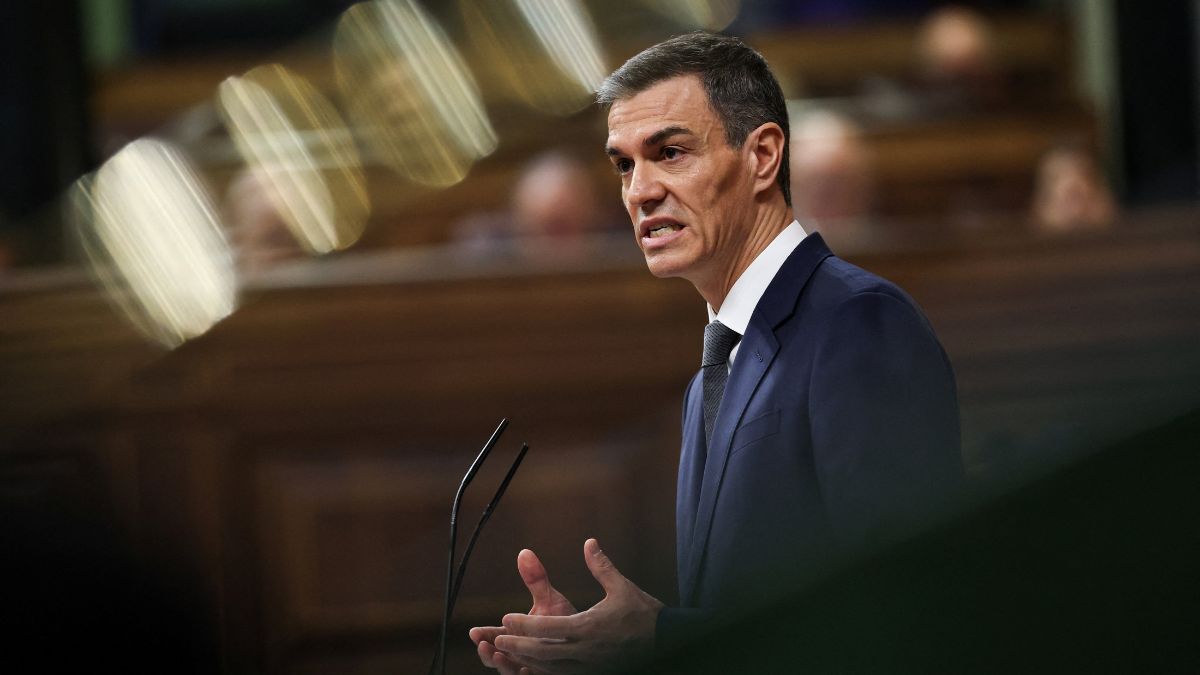 El lastre regulatorio del ‘sanchismo’: 200 leyes cuestan 90.000 millones de euros al año