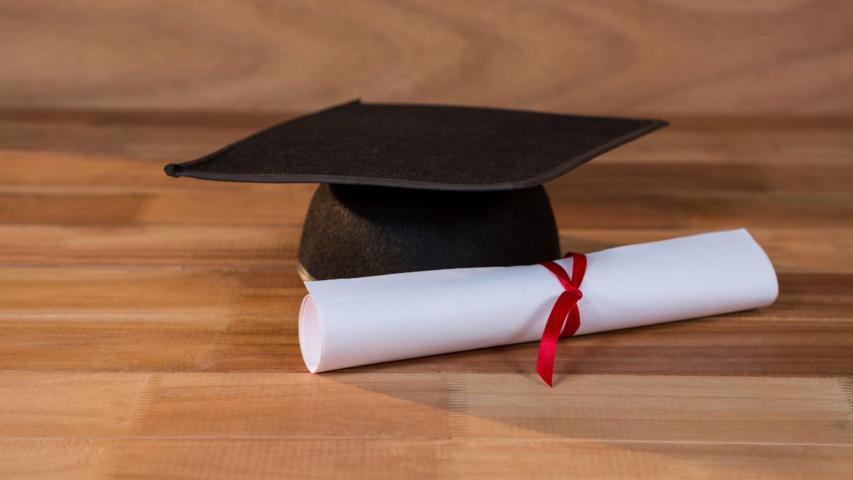 El Gobierno acelera la homologación de títulos extranjeros