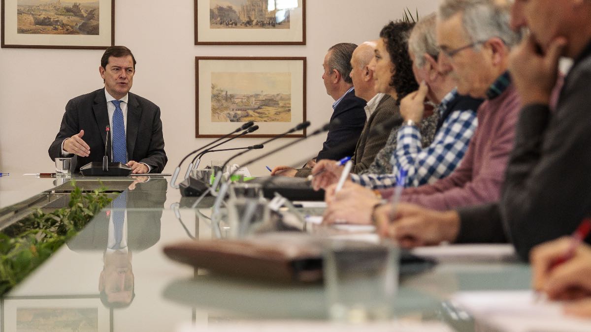 Mañueco anuncia un nuevo Comité Técnico para controlar y  prevenir la peste porcina