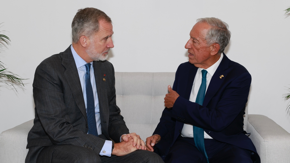 El presidente de Portugal pospone su visita de este viernes a España por la borrasca Leonardo