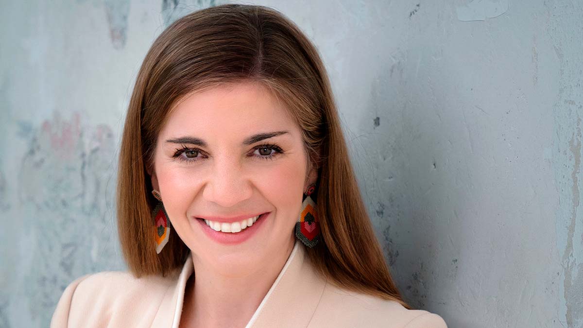 Marian Rojas (42), psiquiatra, advierte que buscamos felicidad en el lugar equivocado: «No está en el pasado ni en el futuro»