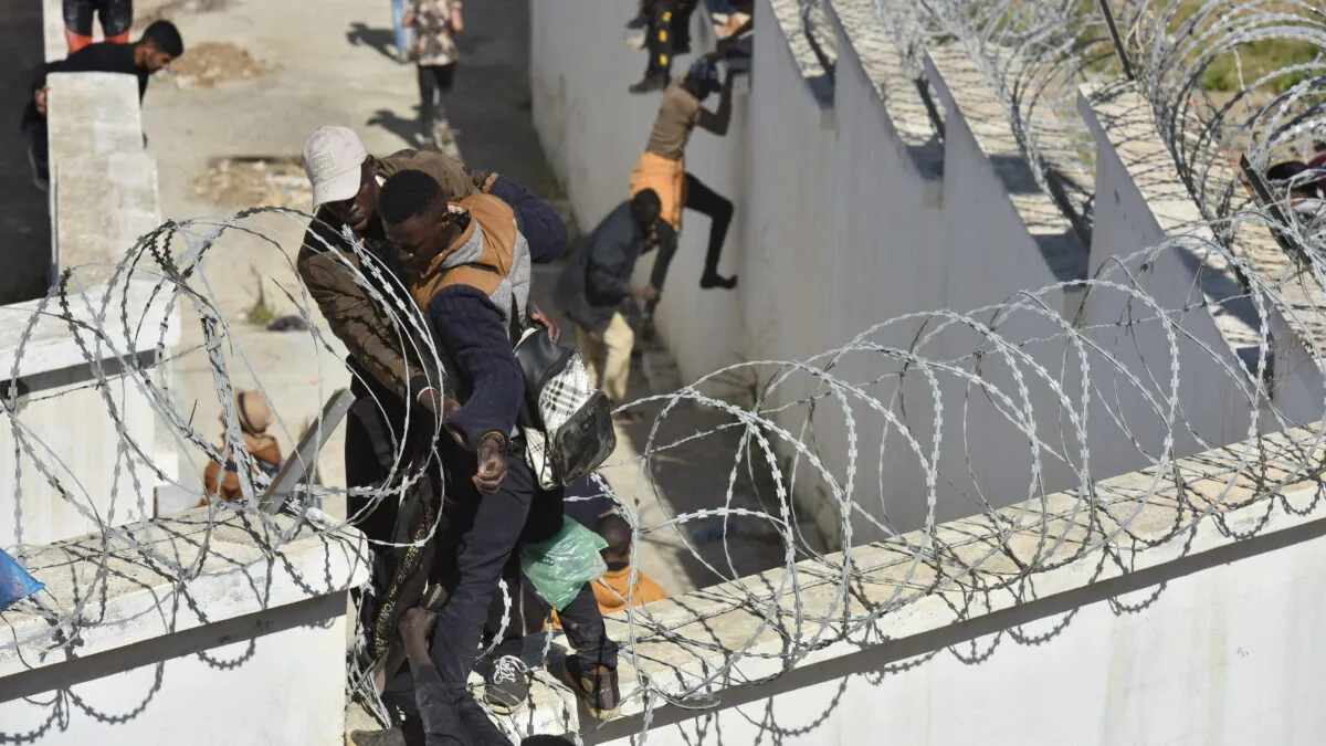El PP exige al Gobierno que desvele los informes que avalan la regularización masiva