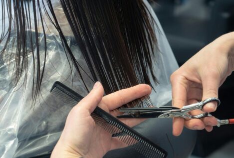 Isa Otón, peluquera, sobre el mejor corte para sanear las puntas: «No existe una regla fija, hay que adaptar al pelo que tienes delante»