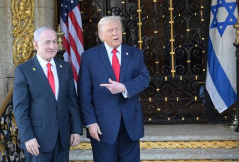 Trump dice a Netanyahu que EEUU continuará negociando con Irán pese a sus reticencias