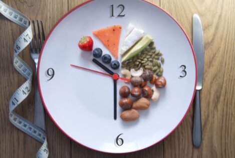 Elisa Blázquez, nutricionista, habla claro sobre el ayuno intermitente: «Viene bien no cenar un día a la semana, pero no generalizaría»