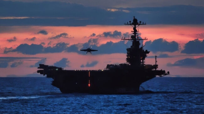 EEUU anuncia el despliegue de su portaaviones Nimitz en aguas del Caribe