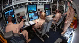 Unos refugiados somalíes construyeron el oído electrónico del Pentágono… sin querer