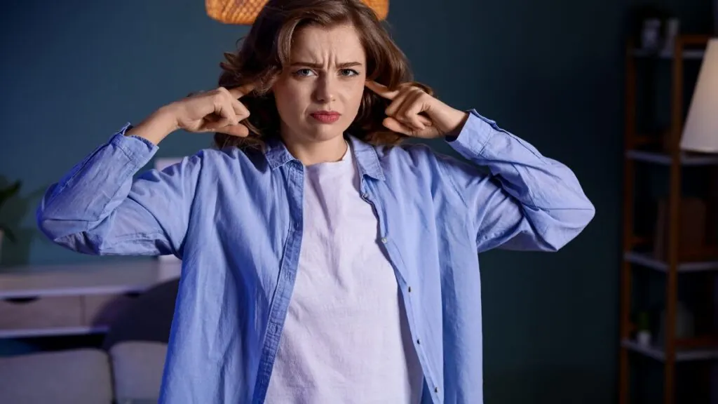 Ruido molesto causado por los vecinos 